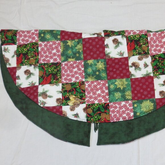 Christmas Tree Skirt 44" Hand Made Quilted Patchwork Nostalgic Vintage Country - Picture 5 of 8